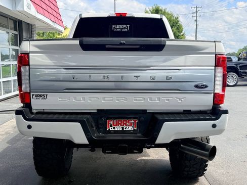 Used 2019 Ford F250 Limited w/ FX4 Off-Road Package AWD/4WD image 4