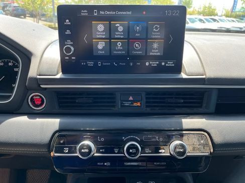 Used 2025 Honda Pilot EX-L image 7