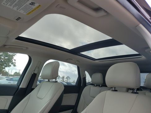 Used 2019 Ford Edge Titanium w/ Equipment Group 301A image 26