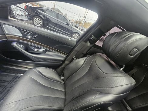 Used 2015 Mercedes-Benz S 550 4dr Sdn S 550 4MATIC w/ Sport Package image 43