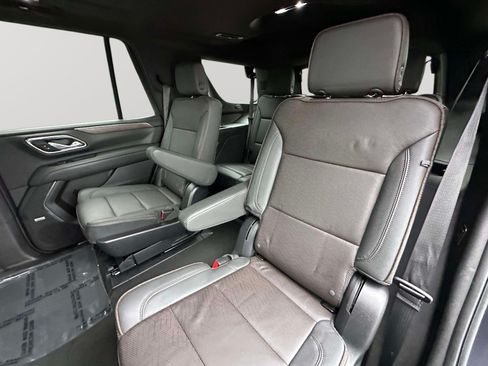 Used 2023 Chevrolet Tahoe High Country w/ Premium Package 2 AWD/4WD image 32