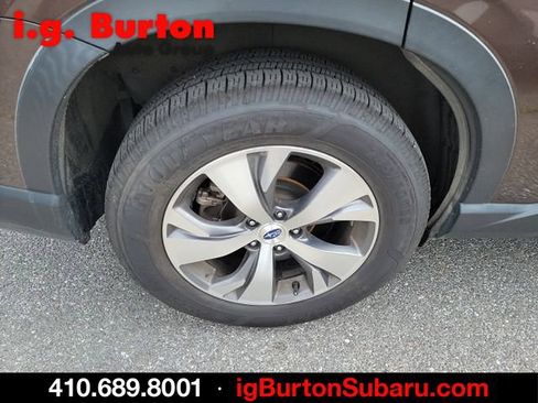 Used 2019 Subaru Ascent Premium AWD/4WD image 7