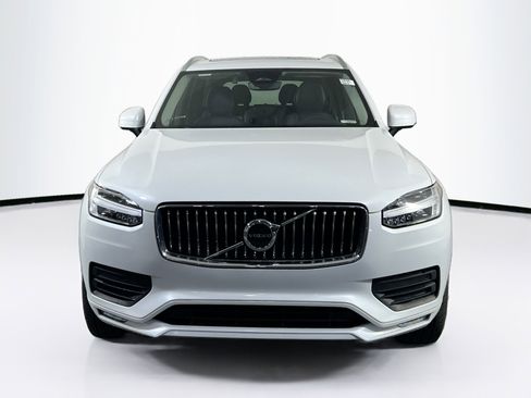Used 2023 Volvo XC90 B5 Core w/ Protection Package Premier image 2