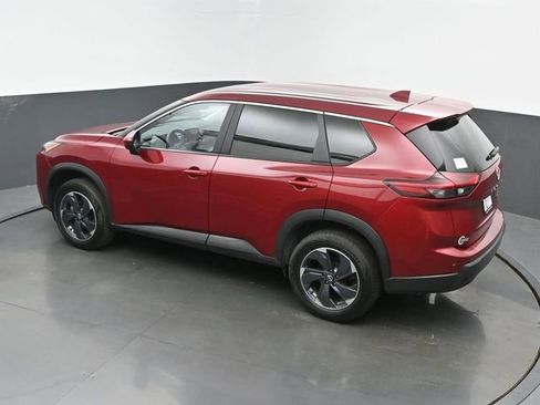 Used 2024 Nissan Rogue SV FWD image 38