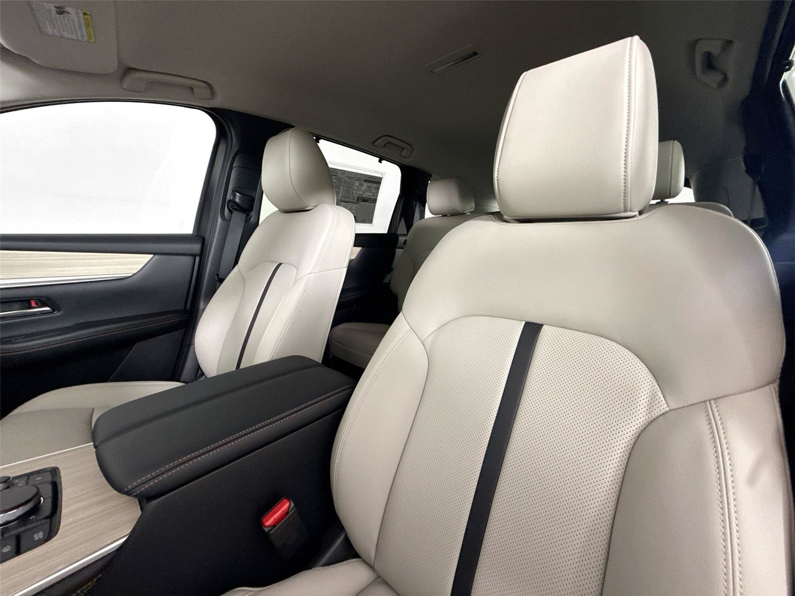 New 2026 MAZDA CX-70 SC AWD/4WD image 12