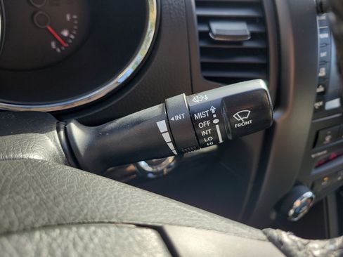 Used 2011 Kia Sorento EX w/ Limited Pkg image 39