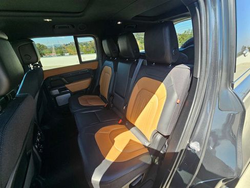Used 2023 Land Rover Defender 130 X AWD/4WD image 19