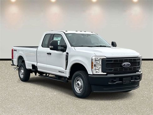 New 2026 Ford F250 XL image 3