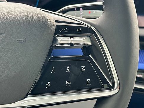 New 2026 Cadillac Optiq Luxury 1 image 6
