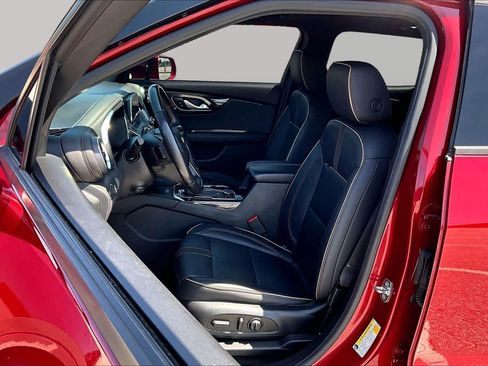 Used 2019 Chevrolet Blazer Premier w/ Sun and Wheels Package FWD image 8