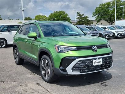 New 2025 Volkswagen Taos SE