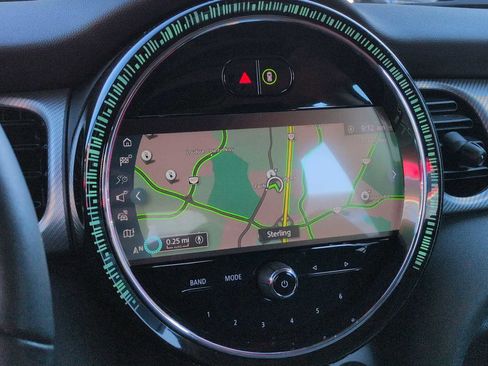 Certified 2024 MINI Cooper SE image 28