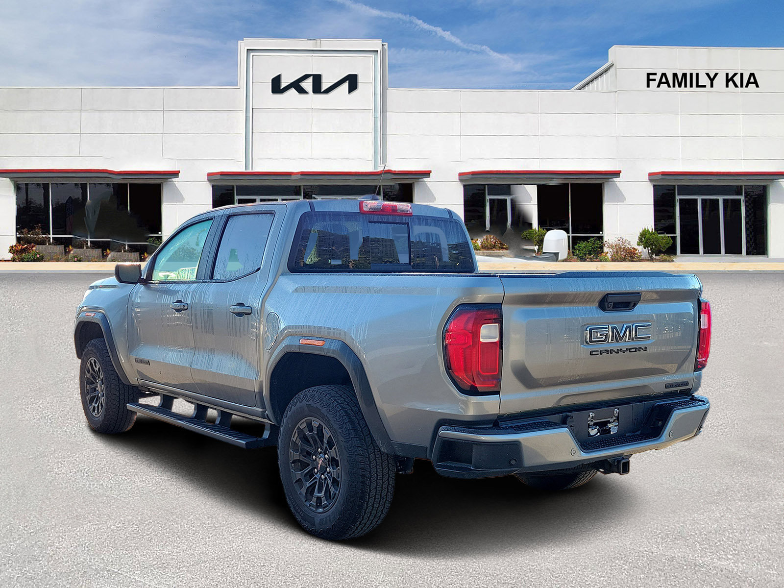 Used 2026 GMC Canyon Elevation w/ Convenience Package RWD image 4