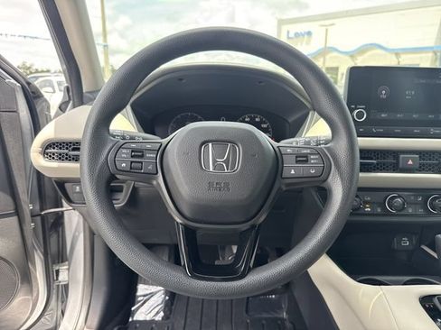 Used 2025 Honda HR-V LX image 35