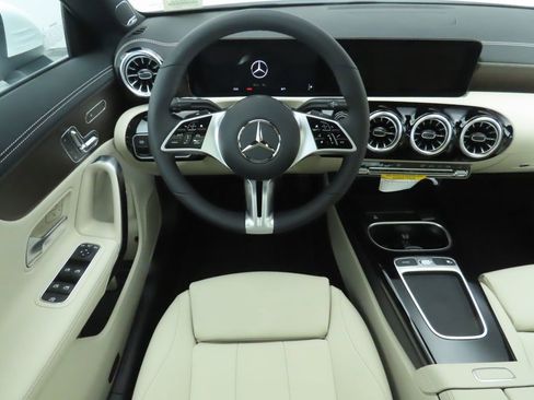 New 2026 Mercedes-Benz CLA 250 image 11