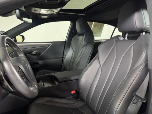 Used 2024 Lexus ES 350 F Sport w/ Accessory Package (Z2) FWD image 5