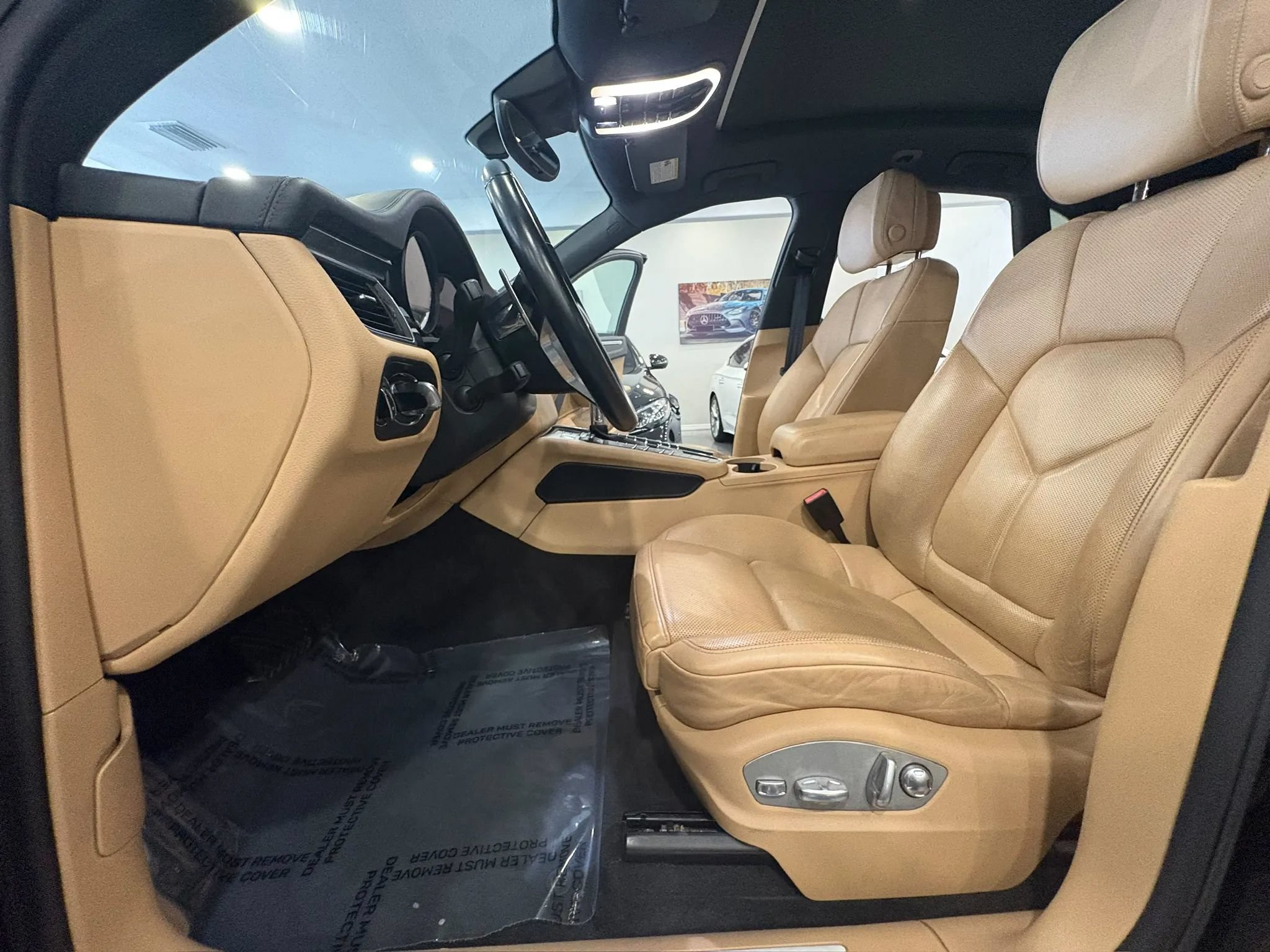 Used 2018 Porsche Macan S AWD/4WD image 12