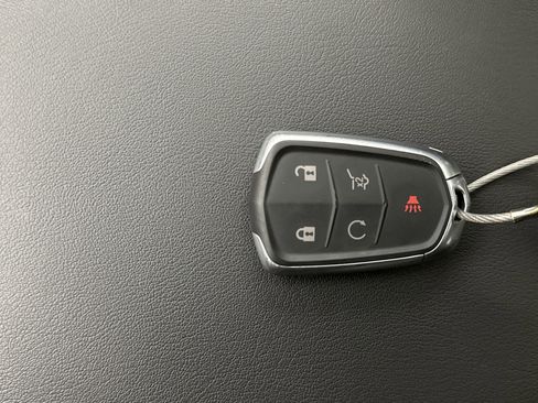 Used 2025 Cadillac XT6 Premium Luxury image 27