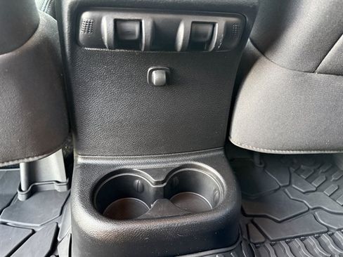 Used 2016 Jeep Wrangler Unlimited Sport AWD/4WD image 24