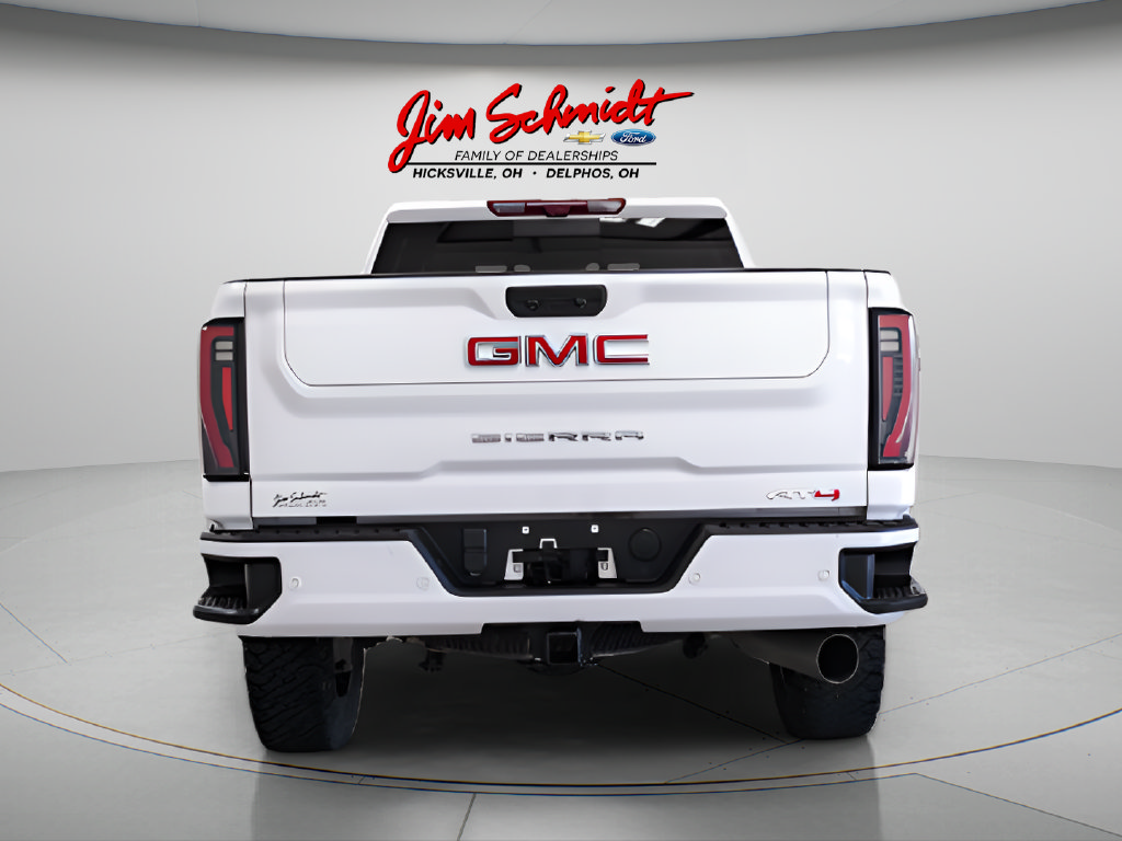 Used 2024 GMC Sierra 2500 AT4 w/ AT4 Premium Plus Package AWD/4WD image 5
