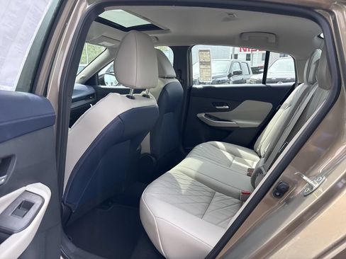 New 2026 Nissan Sentra SL w/ Floor Mat Package FWD image 15