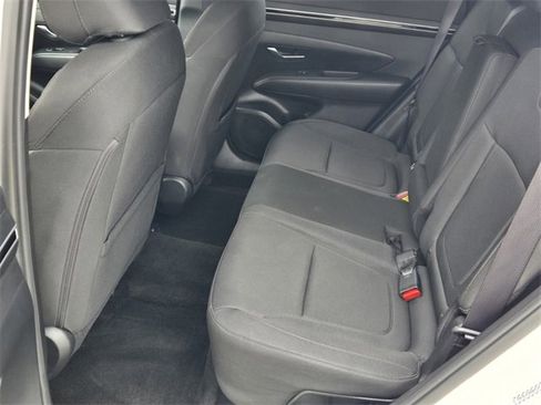 Used 2022 Hyundai Tucson Blue image 12