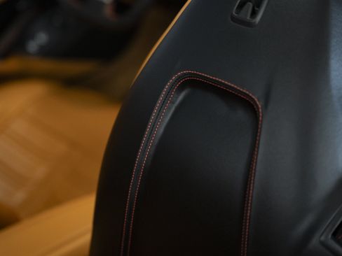 Used 2016 Ferrari California T RWD image 37