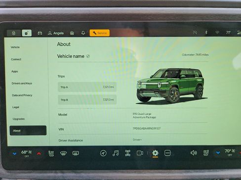 Used 2024 Rivian R1S Adventure AWD/4WD image 8