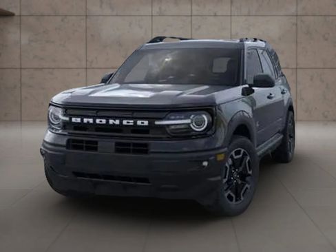 New 2024 Ford Bronco Sport Outer Banks w/ Tech Package image 2