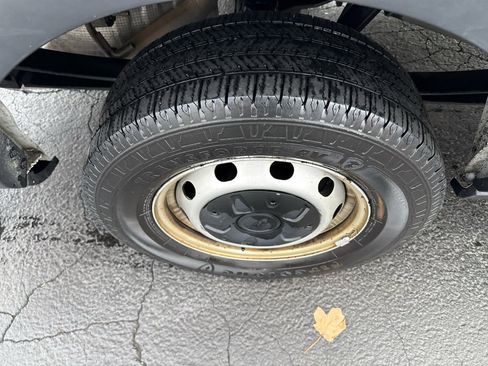 Used 2019 Ford Transit 150 148 Low Roof image 9