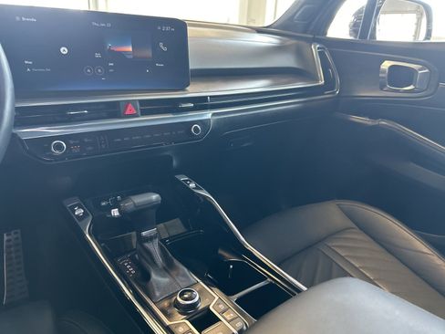 Used 2025 Kia Sorento SX Prestige image 27