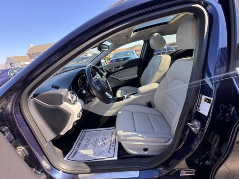 Used 2019 Mercedes-Benz GLA 250 4MATIC image 14