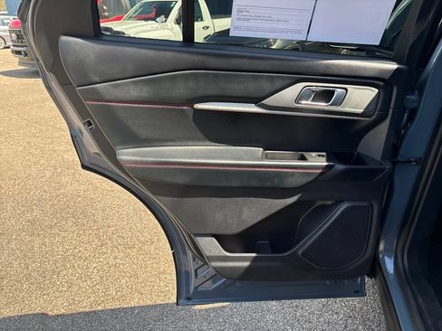 Used 2026 Ford Explorer ST-Line AWD/4WD image 19