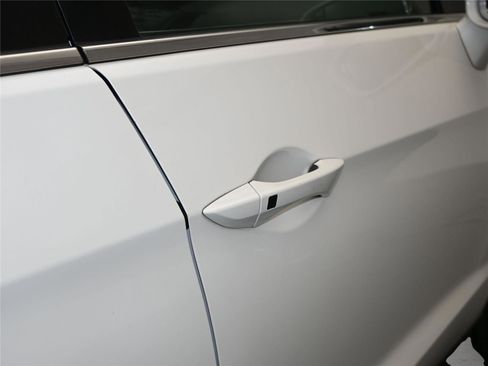 Used 2015 Acura RDX AWD w/ Technology Package image 16