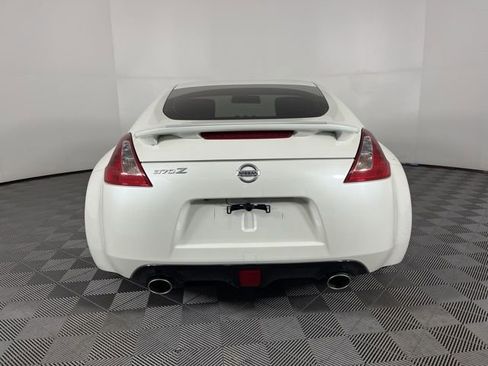 Used 2020 Nissan 370Z Coupe image 9