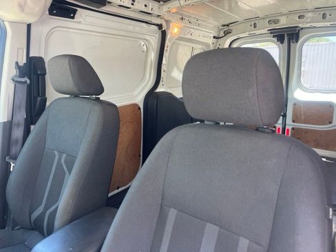 Used 2015 Ford Transit Connect XLT FWD image 10