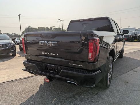 Used 2023 GMC Sierra 1500 Denali Ultimate AWD/4WD image 4
