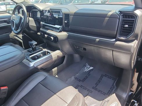 Used 2023 Chevrolet Silverado 1500 LTZ w/ Technology Package AWD/4WD image 28