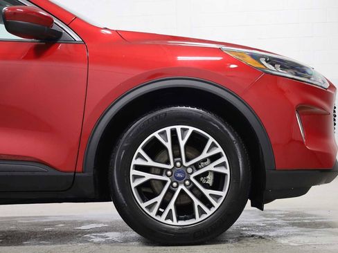 Used 2020 Ford Escape SEL image 11