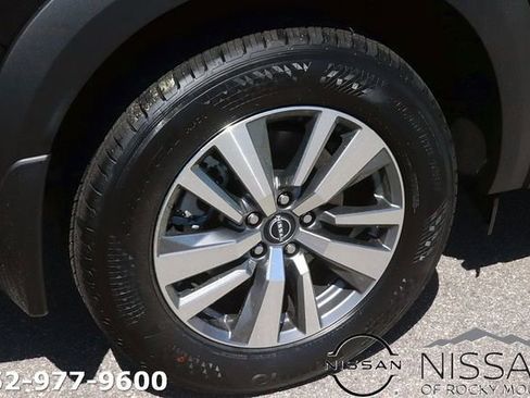 New 2026 Nissan Pathfinder SL FWD image 7