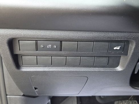 Used 2024 Mitsubishi Outlander Ralliart image 27