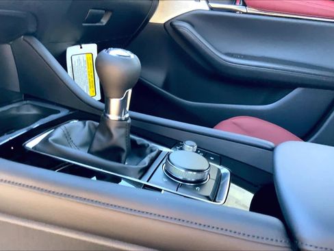 New 2026 MAZDA MAZDA3 2.5 S Hatchback w/ Premium Pkg image 7