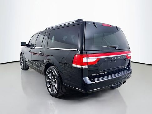 Used 2016 Lincoln Navigator L Reserve image 5