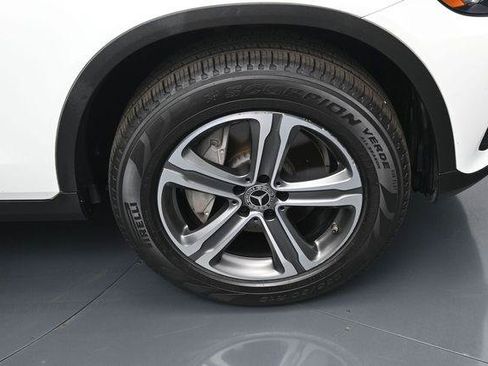 Used 2019 Mercedes-Benz GLC 300 4MATIC image 41