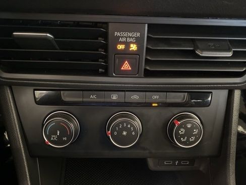 Used 2020 Volkswagen Jetta S image 19