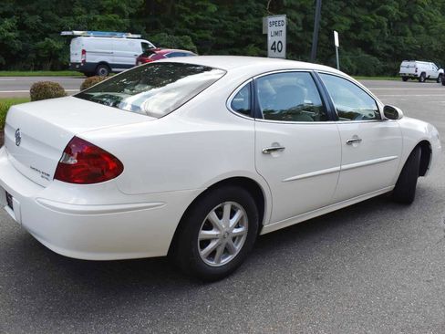 Used 2005 Buick LaCrosse CXL FWD image 4