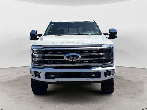 Used 2024 Ford F350 Platinum w/ Tremor Off-Road Package AWD/4WD image 8