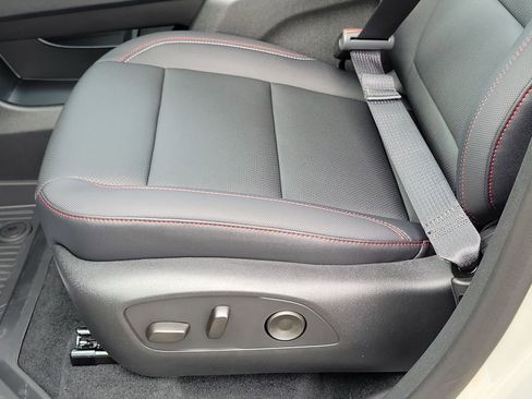 New 2026 Chevrolet Traverse Z71 image 15