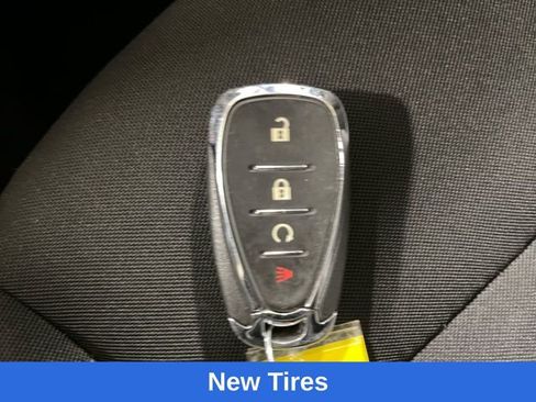 Used 2025 Chevrolet TrailBlazer LT AWD/4WD image 20