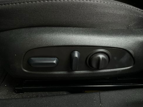 Used 2024 Chevrolet Malibu LT image 11